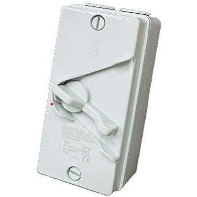 13A three-pin plug (white/black)